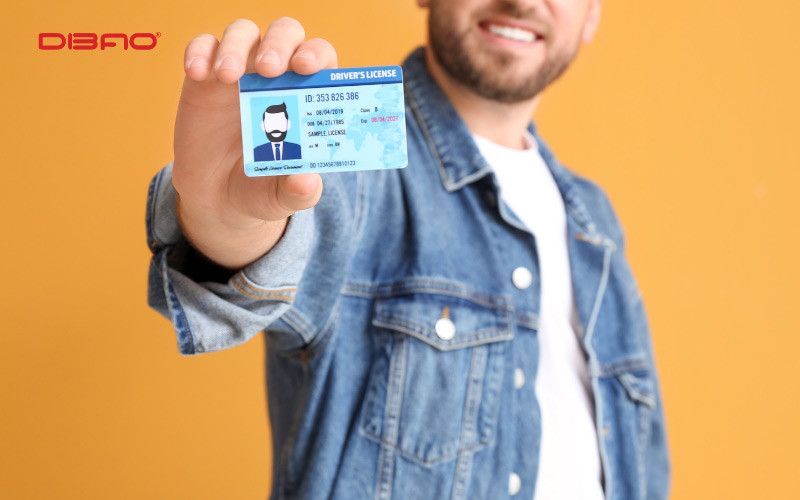 lỗi không bằng lái xe máy phạt bao nhiêu